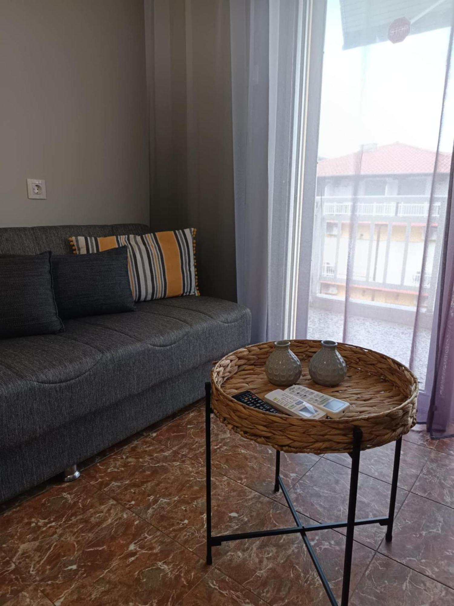 New Zeusplace Apartment With Private Parking Paralia Katerini エクステリア 写真